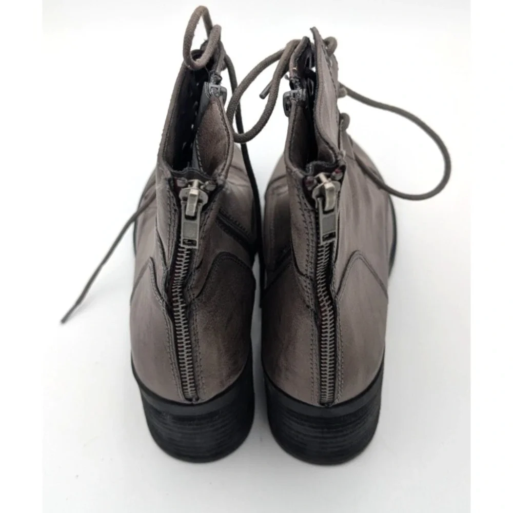 MAURICES Gray Womens Size 9 Side Zip Chelsea Boot